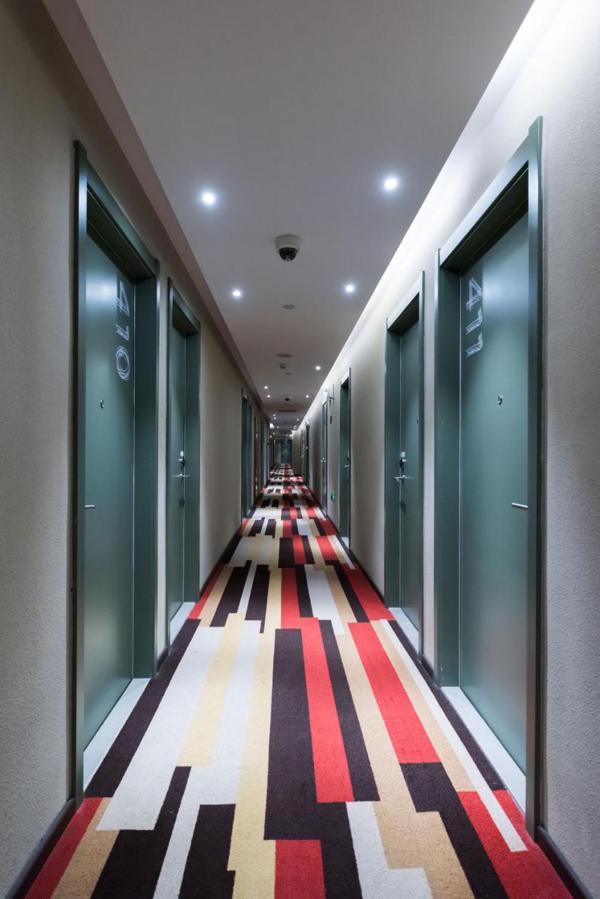 Ibis Shanghai Changshou Road Hotel Εξωτερικό φωτογραφία