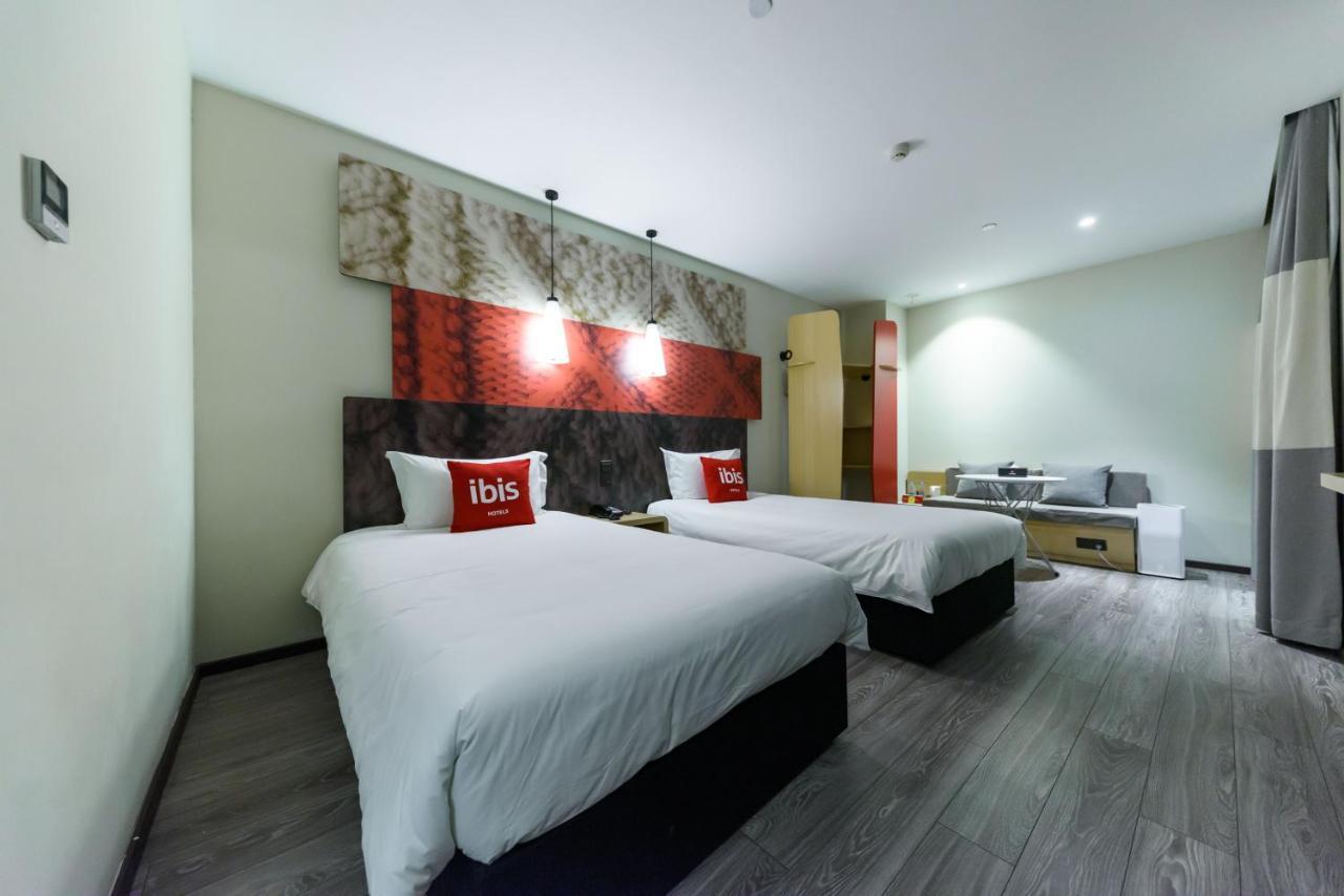 Ibis Shanghai Changshou Road Hotel Εξωτερικό φωτογραφία