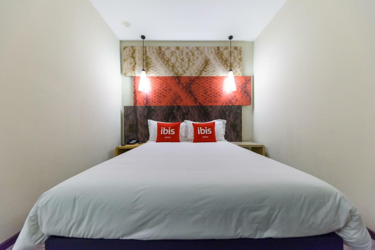 Ibis Shanghai Changshou Road Hotel Εξωτερικό φωτογραφία