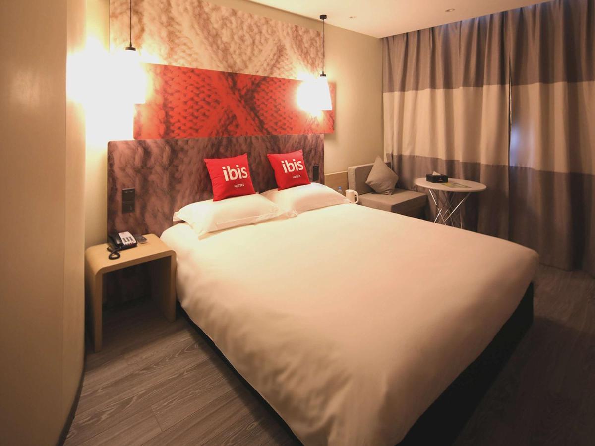 Ibis Shanghai Changshou Road Hotel Εξωτερικό φωτογραφία