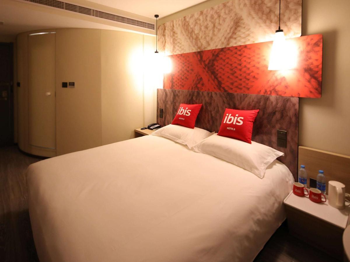 Ibis Shanghai Changshou Road Hotel Εξωτερικό φωτογραφία