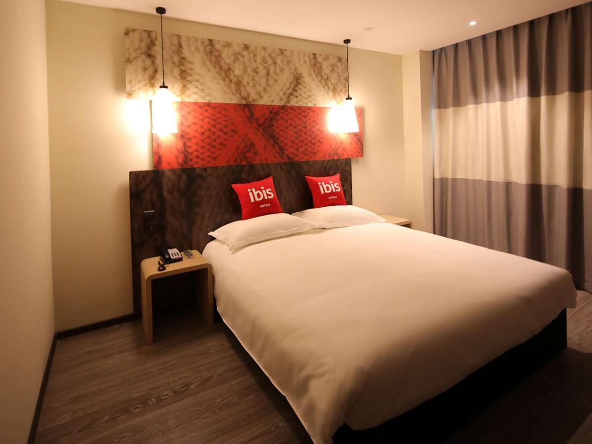 Ibis Shanghai Changshou Road Hotel Εξωτερικό φωτογραφία
